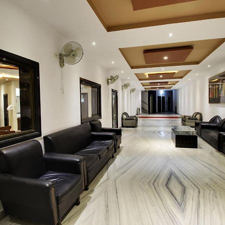 Times Raj Mahal Hotel Натгдвара Екстер'єр фото